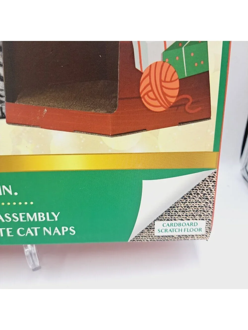 American Cat Club Carboard Scratch Holiday Christmas Tree House Size 12x14x17 in